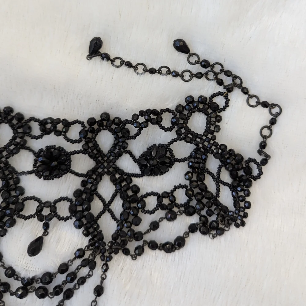 Black Chandelier Collar Choker Necklace - Picture 3 of 4
